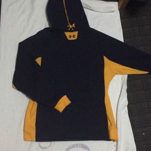 Under armour sweatshirt. Probably men’s